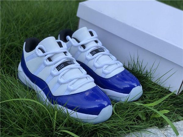 air authentic 11 low wmns concord basketball shoes 11s men women white black retro athletic sneakers with box av2187-160
air authentic 11 low wmns concord basketball shoes 11s men women white black retro athletic sneakers with box av2187-160