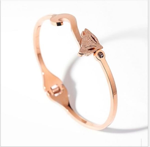 titanium steel bracelet female plating rose gold stainless steel open bracelet, Golden;silver
titanium steel bracelet female plating rose gold stainless steel open bracelet, Golden;silver