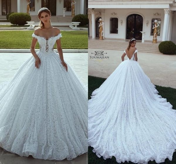 new design a line wedding dresses 2020 lace appliques beads cap sleeves open back court train arabia dubai plus size custom bridal gowns, White
new design a line wedding dresses 2020 lace appliques beads cap sleeves open back court train arabia dubai plus size custom bridal gowns, White