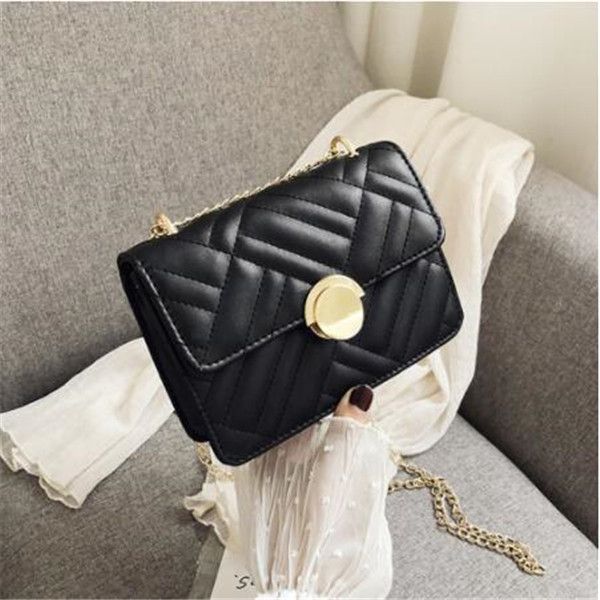 женщины весна малых площадей crossbody сумка мини thread сумка замок pu цепь кожи сумка женщина сумка сумка
женщины весна малых площадей crossbody сумка мини thread сумка замок pu цепь кожи сумка женщина сумка сумка
