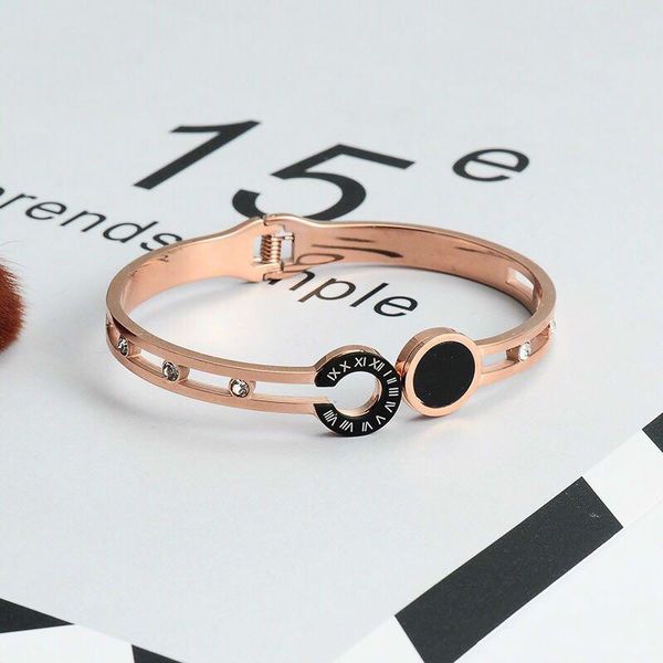 wholesale- style rose 18k gold 316l stainless steel screw bangle bracelet with screwdriver and original screws never lose, Black
wholesale- style rose 18k gold 316l stainless steel screw bangle bracelet with screwdriver and original screws never lose, Black