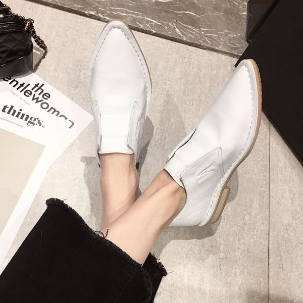 pointed toe solid leather slip on flats brief casual woman shoes brand designer comfy single moccasins femme soft bottom loafers, Black
pointed toe solid leather slip on flats brief casual woman shoes brand designer comfy single moccasins femme soft bottom loafers, Black