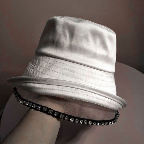 20 xiaoxiangfeng fisherman fisherman sun sun new mercerized rhinestone sunshade hat all-match mesh basin hat children, Blue;gray
20 xiaoxiangfeng fisherman fisherman sun sun new mercerized rhinestone sunshade hat all-match mesh basin hat children, Blue;gray