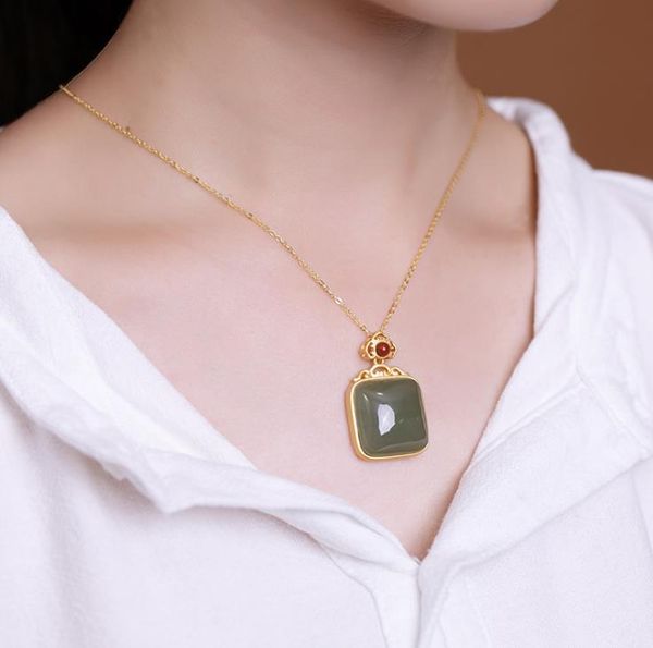 s925 sterling silver gold-plated and tian jade jade pendant retro high-grade temperament women clavicle chain necklace jewelry
s925 sterling silver gold-plated and tian jade jade pendant retro high-grade temperament women clavicle chain necklace jewelry