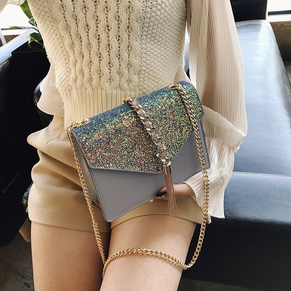 2020 new ladies shoulder bag korean casual simple fashion sequin tassel chain large capacity women's crossbody bag
2020 new ladies shoulder bag korean casual simple fashion sequin tassel chain large capacity women's crossbody bag