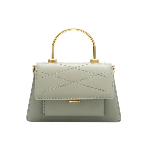 niche genuine leather bag women metal handle embroidery thread flap messenger bag handbag
niche genuine leather bag women metal handle embroidery thread flap messenger bag handbag