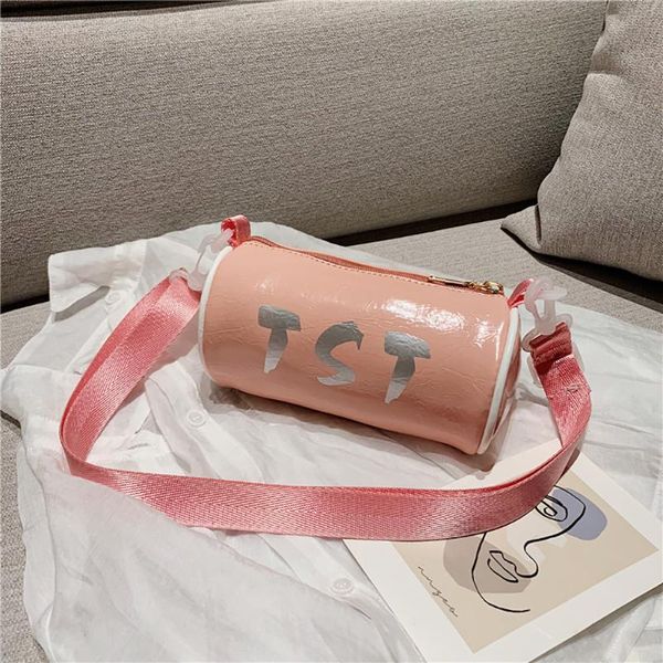 ladies bag 2020 children sports wild letter pouch travel crossbody borsa donna handtassen dames malas de senhora bolso mujer
ladies bag 2020 children sports wild letter pouch travel crossbody borsa donna handtassen dames malas de senhora bolso mujer