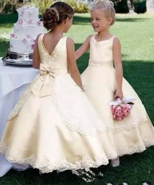 a line satin flower girl dresses with lace appliqued little girls pageant first communion gown for teens kids formal wear, White;blue
a line satin flower girl dresses with lace appliqued little girls pageant first communion gown for teens kids formal wear, White;blue