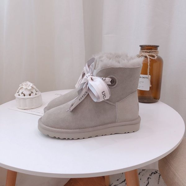 snow boots winter fur ankle boots female bow tie warm plush suede rubber flats fashion platform women casual shoes butterfly boots, Black
snow boots winter fur ankle boots female bow tie warm plush suede rubber flats fashion platform women casual shoes butterfly boots, Black