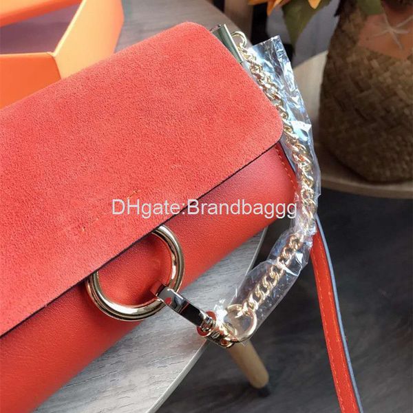 2020 fashion women designer handbags mini shoulder bags women cowhide bags crossbody bag hardware chain circle purse with box
2020 fashion women designer handbags mini shoulder bags women cowhide bags crossbody bag hardware chain circle purse with box