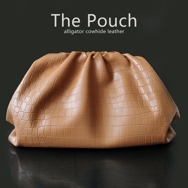 2020 fashion style women bags alligator cowhide pouch cloud bag handbag split leather day clutch quality
2020 fashion style women bags alligator cowhide pouch cloud bag handbag split leather day clutch quality