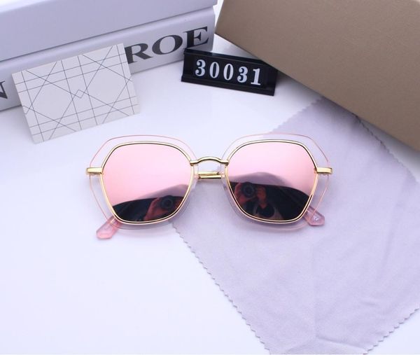 luxury-women brand designer sunglass attitude sunglasses square logo on lens men brand designer sunglasses shiny black gold brand new 30031, White;black
luxury-women brand designer sunglass attitude sunglasses square logo on lens men brand designer sunglasses shiny black gold brand new 30031, White;black