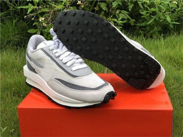 новая аутентичной sacai x ldv вафельного ldwaffle daybreak мужчины женщина кроссовки summit white wolf gray black pine green bv0073-001 с ко
новая аутентичной sacai x ldv вафельного ldwaffle daybreak мужчины женщина кроссовки summit white wolf gray black pine green bv0073-001 с ко
