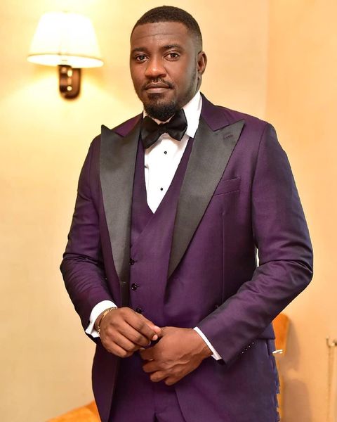 purple groom tuxedos black peak lapel groomsman wedding 3 piece suit fashion men business prom party jacket blazer(jacket+pants+tie+vest)265, Black;gray
purple groom tuxedos black peak lapel groomsman wedding 3 piece suit fashion men business prom party jacket blazer(jacket+pants+tie+vest)265, Black;gray