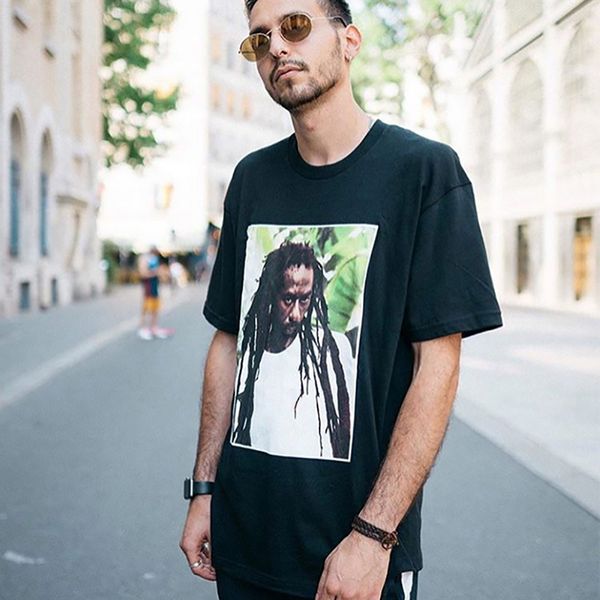 19SS Box Logo Футболка Buju Banton с рэппером и рэгером с фотопечатью Летняя повседневная фу
19SS Box Logo Футболка Buju Banton с рэппером и рэгером с фотопечатью Летняя повседневная фу