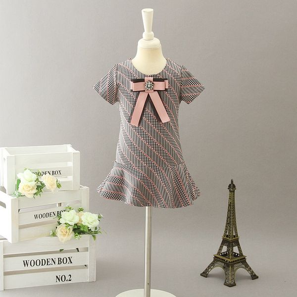 girls plaid vest dress 2020 new summer spring children ribbon bows tie princess dress lady style kids lattice pleated dress c6212, Red;yellow
girls plaid vest dress 2020 new summer spring children ribbon bows tie princess dress lady style kids lattice pleated dress c6212, Red;yellow