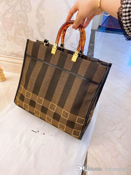 2020 new female shopping canvas retro presbyopic stripe coffee brown bag shoulder beach bags women handbag woman luxury women handbags
2020 new female shopping canvas retro presbyopic stripe coffee brown bag shoulder beach bags women handbag woman luxury women handbags