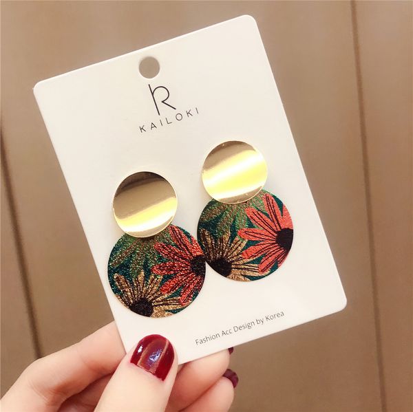 retro ethnic style print earrings for women colorul sunflower printed meta arc sequins stud earrings party jewelry, Golden
retro ethnic style print earrings for women colorul sunflower printed meta arc sequins stud earrings party jewelry, Golden