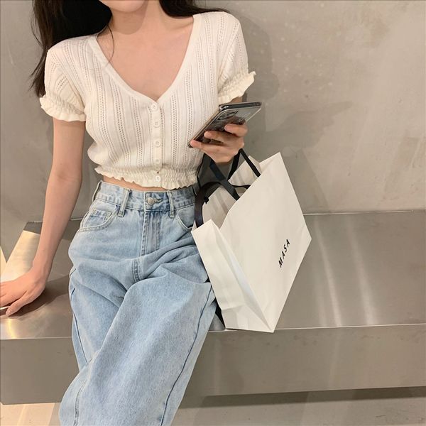 button v-neck knitted t-shirt women's lace short-sleeved short-sleeved navel hong kong style t-shirt buttons lace buttons temperament v, White
button v-neck knitted t-shirt women's lace short-sleeved short-sleeved navel hong kong style t-shirt buttons lace buttons temperament v, White