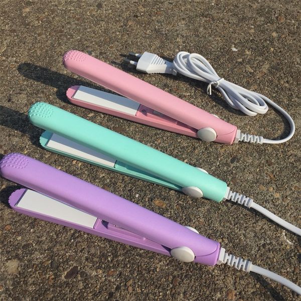 2 pcs 2020 new hair straightener mini straightening irons hair flat iron curling with eu plug fast styling tools 110-220v dual voltage
2 pcs 2020 new hair straightener mini straightening irons hair flat iron curling with eu plug fast styling tools 110-220v dual voltage
