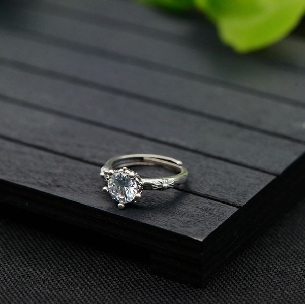 s925 silver ring inlay zircon retro process for women living circle fashion silver ring
s925 silver ring inlay zircon retro process for women living circle fashion silver ring