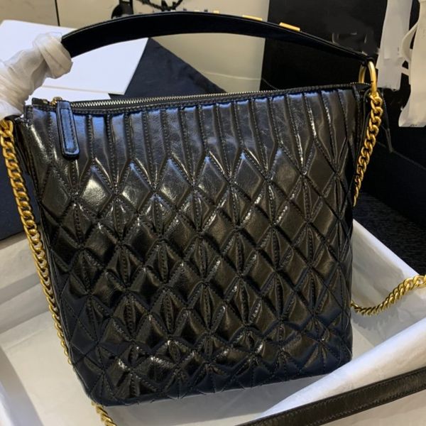 womens cross body bags cosmetic makeup bag shoulder bag genuine leather oil wax skin thread new style sale
womens cross body bags cosmetic makeup bag shoulder bag genuine leather oil wax skin thread new style sale