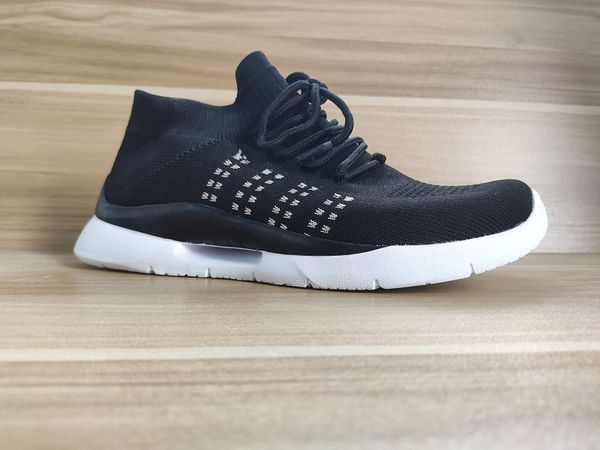 men running shoes black white breathable runner outdoor jogging working trainer fashion sports sneakers size 40-45
men running shoes black white breathable runner outdoor jogging working trainer fashion sports sneakers size 40-45