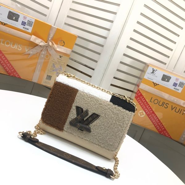 ttt new style luxury diagonal cross chain envelope bag handbag messenger bag triple fashion designer retro women bag size 23 * 18 * 8cm
ttt new style luxury diagonal cross chain envelope bag handbag messenger bag triple fashion designer retro women bag size 23 * 18 * 8cm
