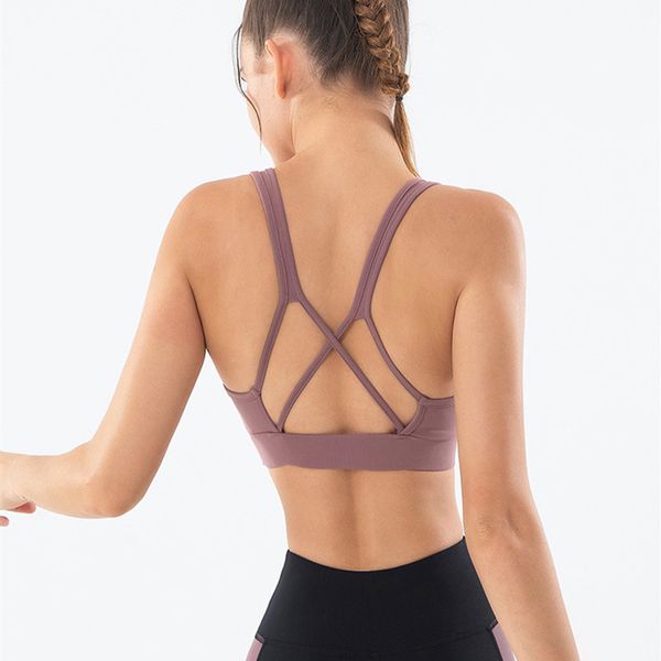 2019 new curve women shockproof sports bras u collar beauty back cross running bra push up chest fitness bra yoga dance, White;black
2019 new curve women shockproof sports bras u collar beauty back cross running bra push up chest fitness bra yoga dance, White;black