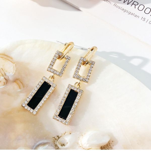 новая мода винтаж акриловые квадратные геометрические серьги для женщин rhinestone pendientes ювелирные аксессуары, Silver
новая мода винтаж акриловые квадратные геометрические серьги для женщин rhinestone pendientes ювелирные аксессуары, Silver