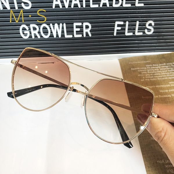 ms 2019 female sunglasses cat eye sun glasses fashion women decoration classic eyewear uv400, White;black
ms 2019 female sunglasses cat eye sun glasses fashion women decoration classic eyewear uv400, White;black