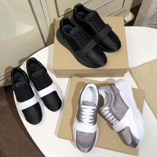 with box sneaker casual shoes trainers designer shoes sports shoes trainers for woman by toy99 bl1909 16-24, Black;red 
with box sneaker casual shoes trainers designer shoes sports shoes trainers for woman by toy99 bl1909 16-24, Black;red