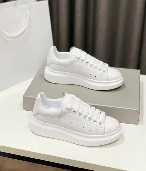 новый париж классические толстая подошвы маленьких белых туфель женской pure handmade сдоба толстой подошвой спортивной обуви всей кожаных м, Black
новый париж классические толстая подошвы маленьких белых туфель женской pure handmade сдоба толстой подошвой спортивной обуви всей кожаных м, Black