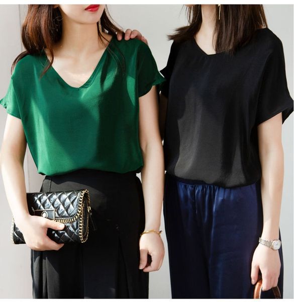 summer 2020 solid color v-neck short-sleeved t- mulberry silk base shirt female silk short-sleeved t-shirt female, White
summer 2020 solid color v-neck short-sleeved t- mulberry silk base shirt female silk short-sleeved t-shirt female, White
