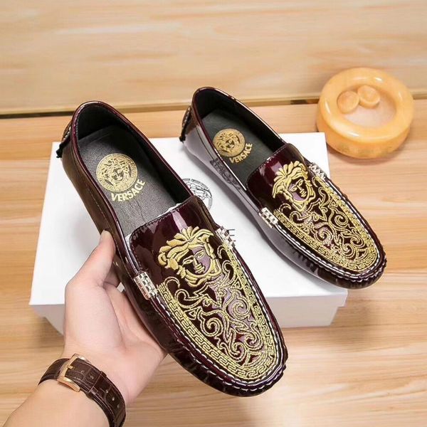 The latest high-quality casual men's shoes breathable leather men's shoes luxury brand men's flat driving shoes
The latest high-quality casual men's shoes breathable leather men's shoes luxury brand men's flat driving shoes