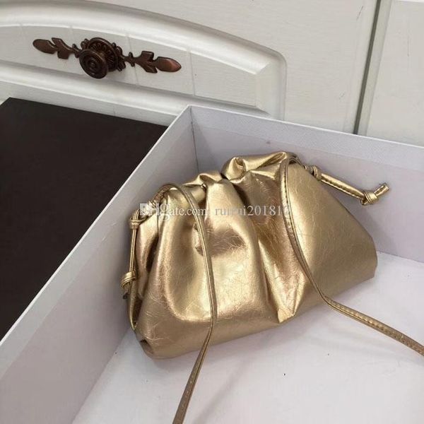 freight fashionable handbags for female fashion designers various colors cloud like leather shoulder belt bag banquet shopping female b
freight fashionable handbags for female fashion designers various colors cloud like leather shoulder belt bag banquet shopping female b