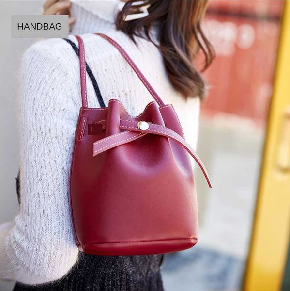 2020 spring new fashion women bucket bag ladies trendy shoulder messenger bag female pu leather crossbody handbag
2020 spring new fashion women bucket bag ladies trendy shoulder messenger bag female pu leather crossbody handbag
