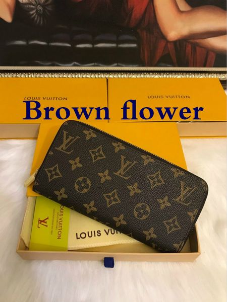wholesale 6 colors fashion single zipper men women leather wallet lady ladies long purse with orange box card 60017, Red;black
wholesale 6 colors fashion single zipper men women leather wallet lady ladies long purse with orange box card 60017, Red;black