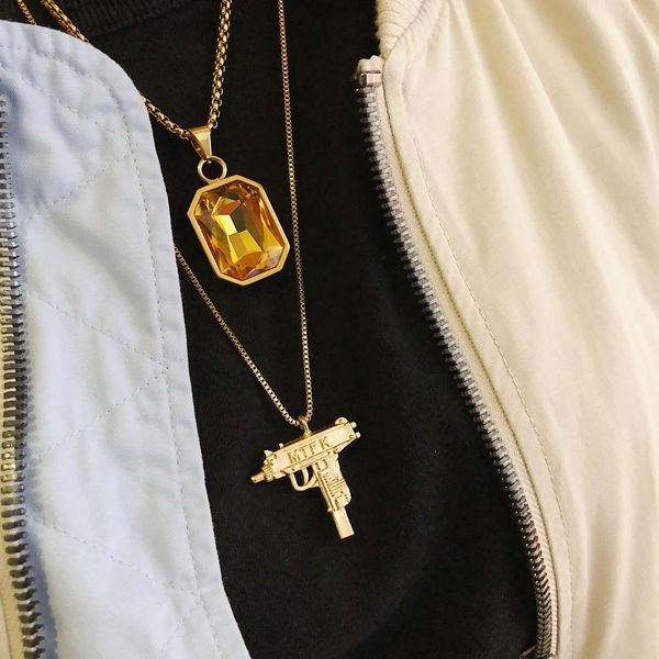 gemstone necklace hip hop trendy wild street gold plated red sapphire pendant men and women necklace hfssxl009, Black
gemstone necklace hip hop trendy wild street gold plated red sapphire pendant men and women necklace hfssxl009, Black