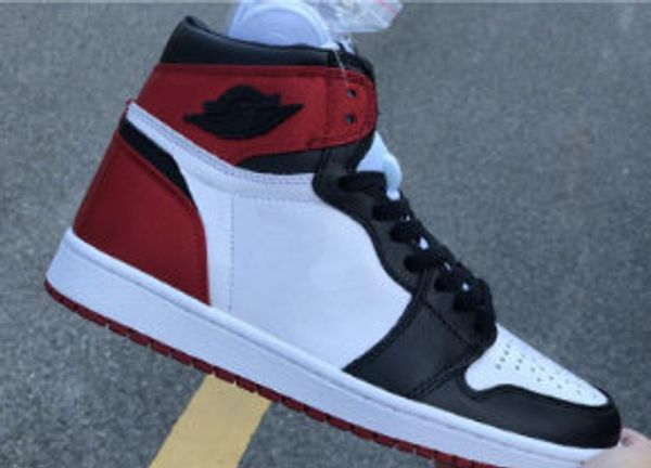 1 satin wmns black toe high chicago hyper royal men women basketball shoes 1s silver white red mens sports sneakers 36-45 no box
1 satin wmns black toe high chicago hyper royal men women basketball shoes 1s silver white red mens sports sneakers 36-45 no box