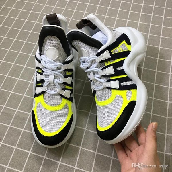 h1128 sell 2019 designer womens and mens shoes net surface splicing breathable leisure small white shoes low sports shoes, Black
h1128 sell 2019 designer womens and mens shoes net surface splicing breathable leisure small white shoes low sports shoes, Black