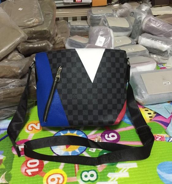 2020 famous brand designer briefcase simple mens leather briefcase solid large business man bag lapbag messenger bag for men
2020 famous brand designer briefcase simple mens leather briefcase solid large business man bag lapbag messenger bag for men