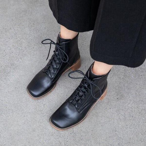 fashionable breathable style fashion wild latest women designer martin boots non-slip outsole size 35-40 shoes factory direct, Black
fashionable breathable style fashion wild latest women designer martin boots non-slip outsole size 35-40 shoes factory direct, Black