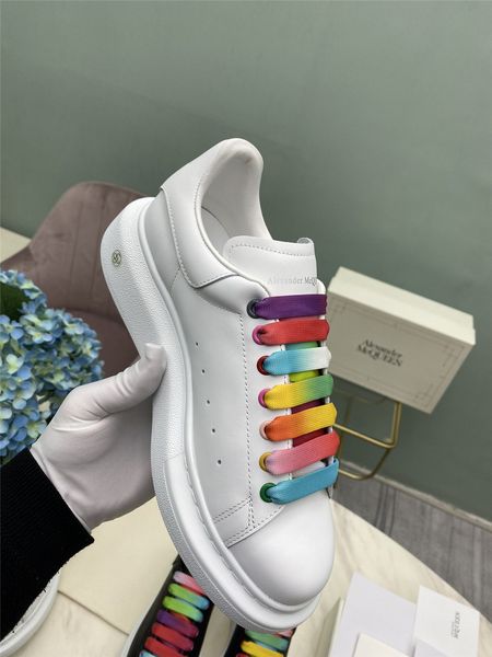 platform men's and women's shoes wild vintage luxury luminous white shoes frosted suede leather pure blackboard shoes 06, Black
platform men's and women's shoes wild vintage luxury luminous white shoes frosted suede leather pure blackboard shoes 06, Black