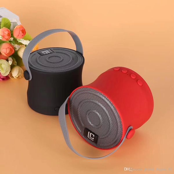 good quality portable mini bluetooth speaker steel mesh wireless smart hands speaker with fm radio support for smart phone
good quality portable mini bluetooth speaker steel mesh wireless smart hands speaker with fm radio support for smart phone
