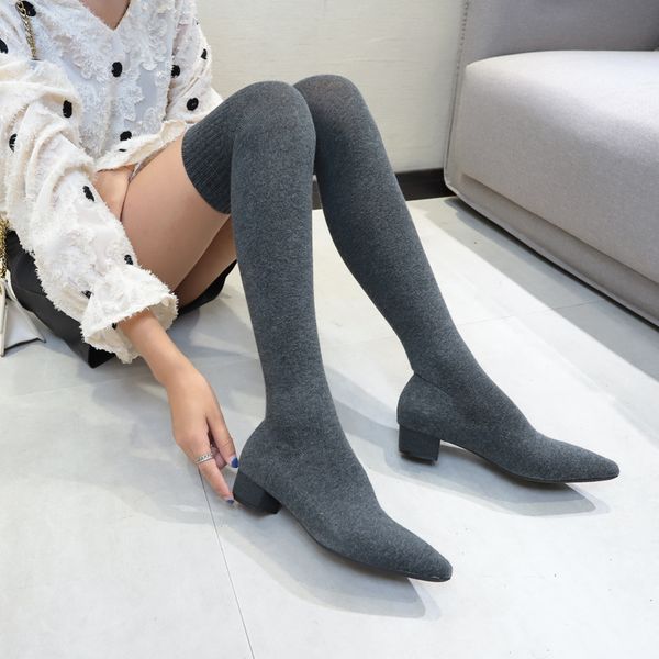 2020 stretch socks boots women slim elastic knitted long thigh high boots pointed toe flat black shoes women ing
2020 stretch socks boots women slim elastic knitted long thigh high boots pointed toe flat black shoes women ing