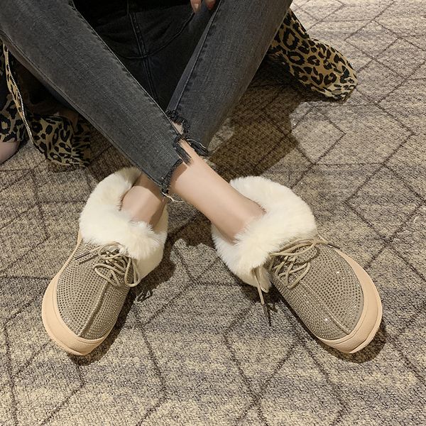 2020 crystal decoration snow boots women with fur inside 3 cm lace up ankle boots ladies winter keep warm women shoes, Black
2020 crystal decoration snow boots women with fur inside 3 cm lace up ankle boots ladies winter keep warm women shoes, Black
