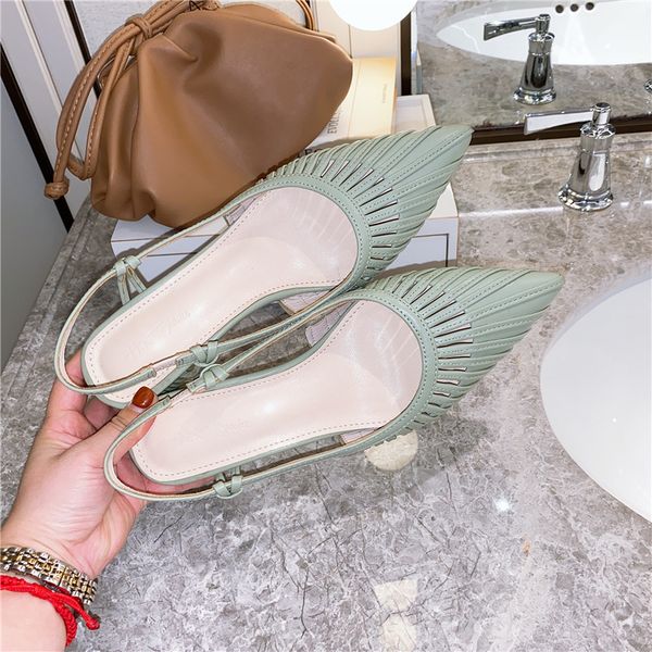 shoes woman 2020 slippers women summer pantofle fretwork heels beige heeled sandals pointed toe med square heel slides, Black
shoes woman 2020 slippers women summer pantofle fretwork heels beige heeled sandals pointed toe med square heel slides, Black