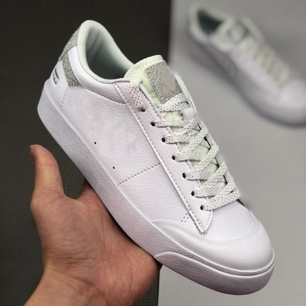 2020 designer sb zoom blazer low xt womens mens running shoes sb dunk low white silver trainers sports outsoor sneakers athletic zapatos
2020 designer sb zoom blazer low xt womens mens running shoes sb dunk low white silver trainers sports outsoor sneakers athletic zapatos