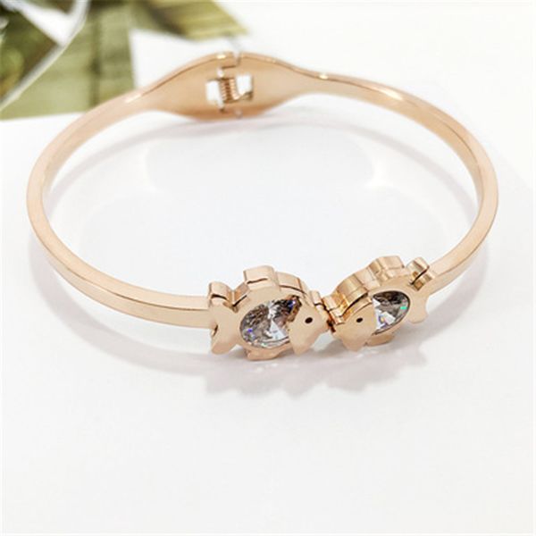 korean stainless steel rose gold kiss fission bracelet special zircon bangle for gifts to ladies, Black
korean stainless steel rose gold kiss fission bracelet special zircon bangle for gifts to ladies, Black